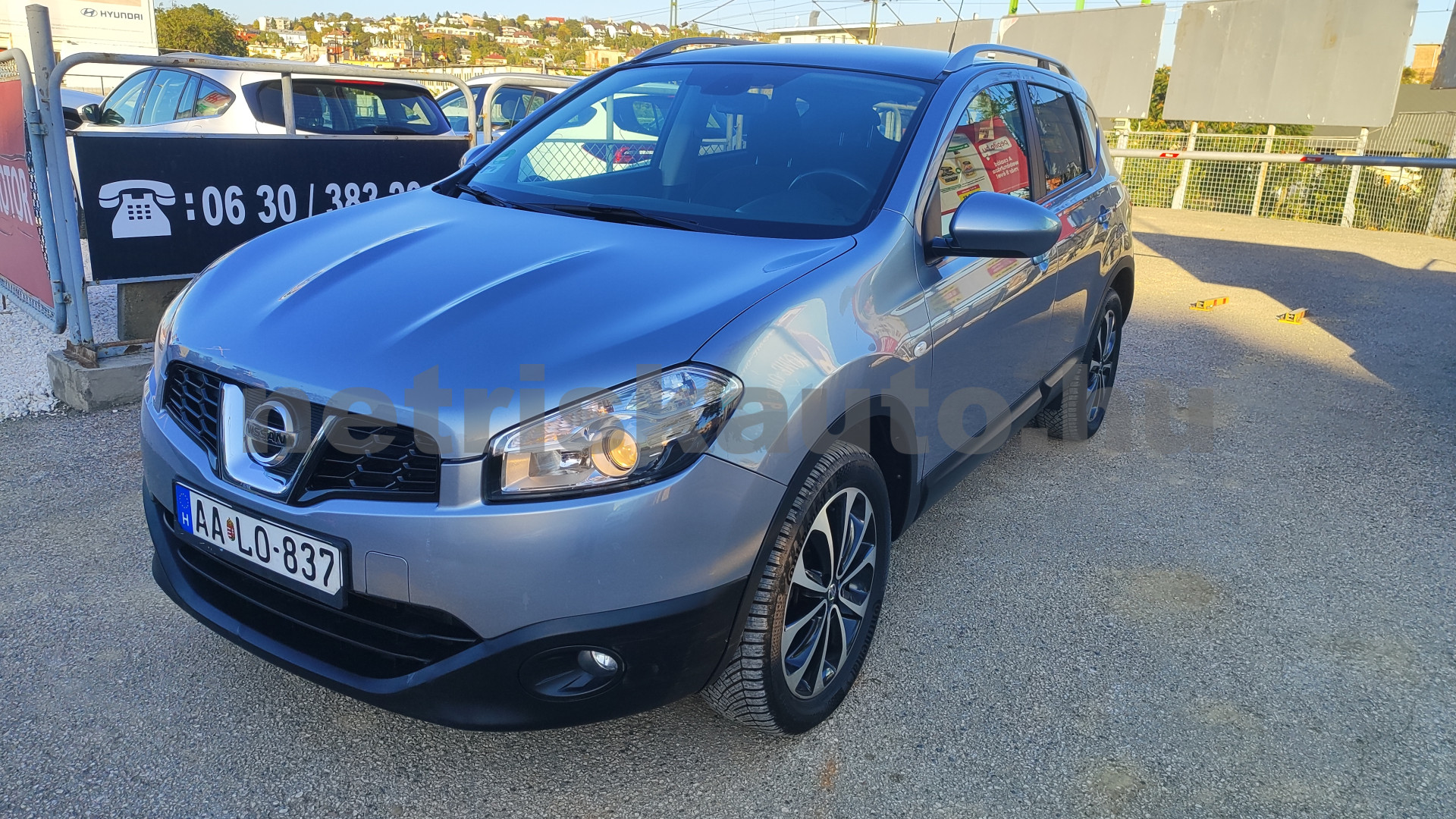 NISSAN Qashqai 2.0 dCi Tekna 4WD Aut. személygépkocsi - 1995cm3 Diesel 121602 12/12