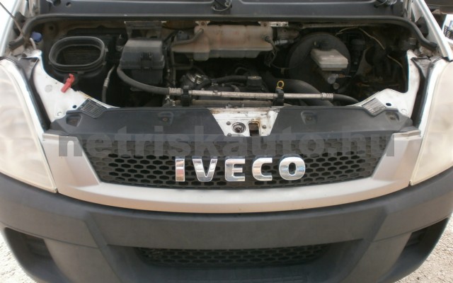 IVECO 35 35 C 15 3750 tehergépkocsi 3,5t össztömegig - 2998cm3 Diesel 98291 7/8