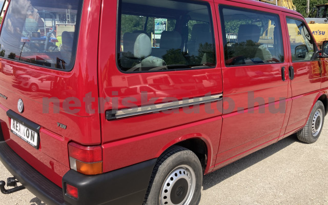 VW TRANSPORTER T4 2.5 7DB 1T2 MAGYAR,1 GAZDÁS,SZERVIZKÖNYVES személygépkocsi - 2461cm3 Diesel 121175 3/10