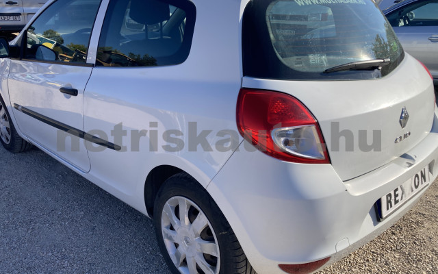 RENAULT Clio CLIO III 1.5 dCi Société GYORSAN ELVIHET tehergépkocsi 3,5t össztömegig - 1461cm3 Diesel 121605 4/8