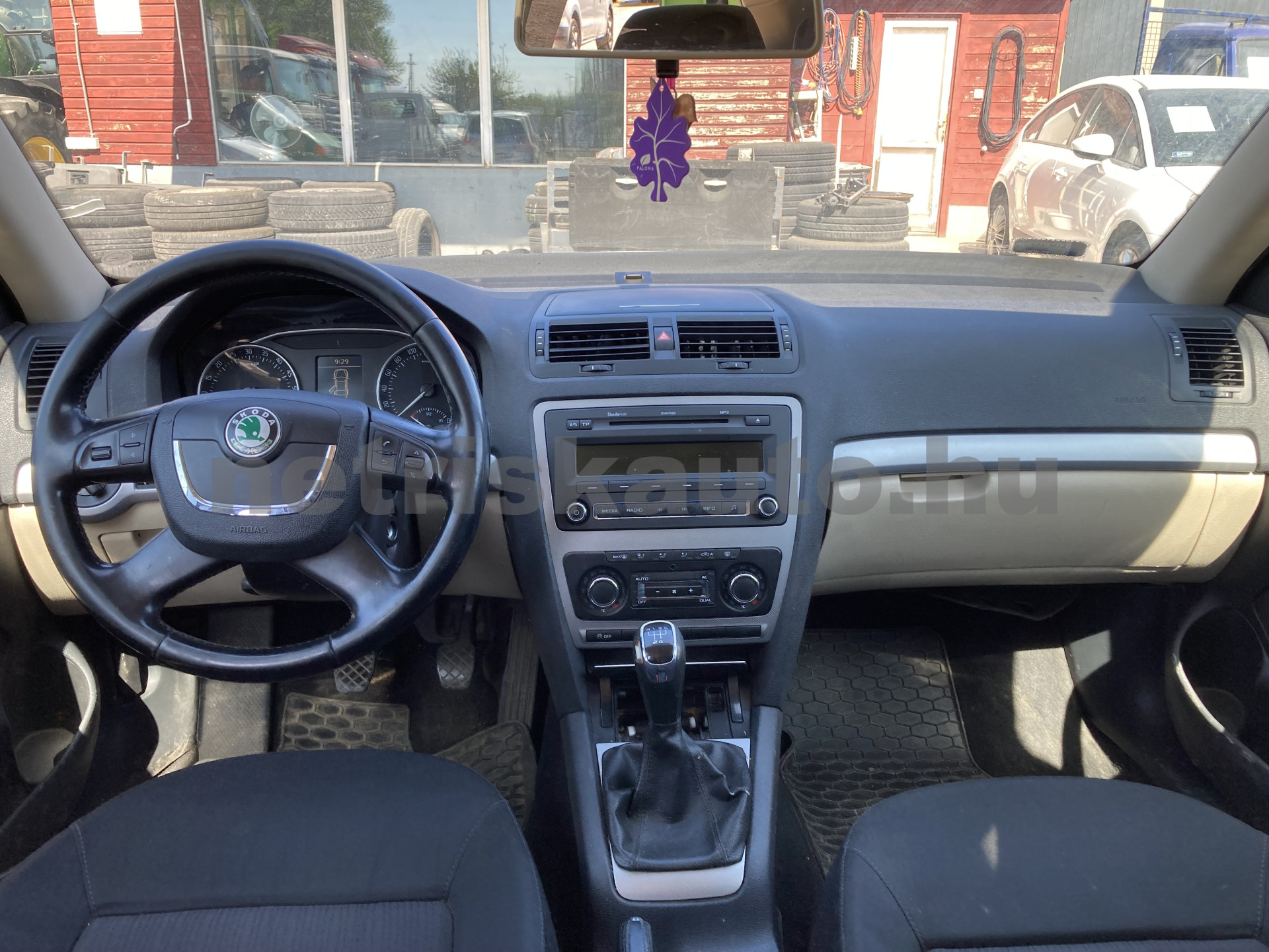 SKODA Octavia 1.6 CR TDI Elegance DPF személygépkocsi - 1598cm3 Diesel 121199 7/11