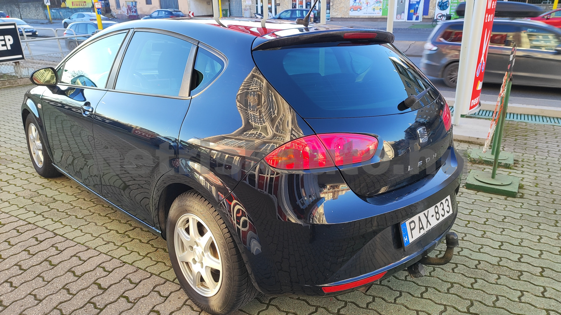 SEAT Leon 1.6 CR TDI Style DSG személygépkocsi - 1598cm3 Diesel 121363 2/11