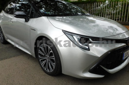 TOYOTA Corolla 2.0 Hybrid Comfort e-CVT személygépkocsi - 1987cm3 Hybrid 120401