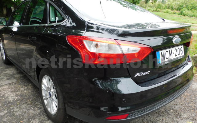 FORD Focus 1.0 GTDi EcoBoost Titanium személygépkocsi - 999cm3 Benzin 120206 2/12
