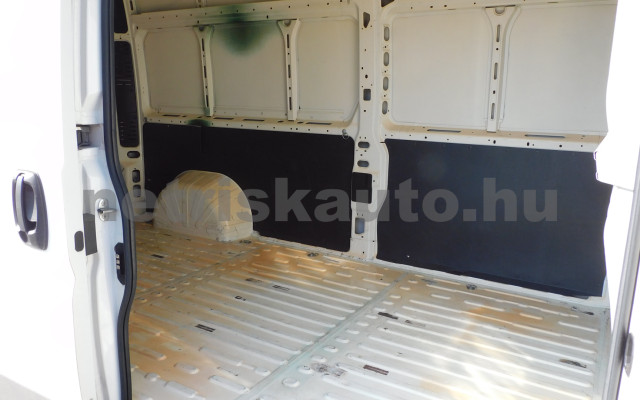 PEUGEOT Boxer 2.0 BHDI 350 FT L3H2 Access E6 tehergépkocsi 3,5t össztömegig - 1997cm3 Diesel 120078 9/12