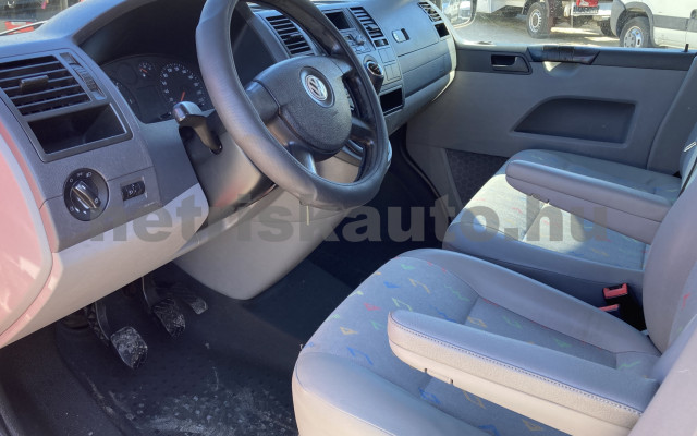 VW Transporter 1.9 TDI Basic ICE tehergépkocsi 3,5t össztömegig - 1896cm3 Diesel 121456 8/9