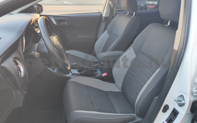 TOYOTA Auris 1.6 Active Comfort személygépkocsi - 1598cm3 Benzin 121525 5/12