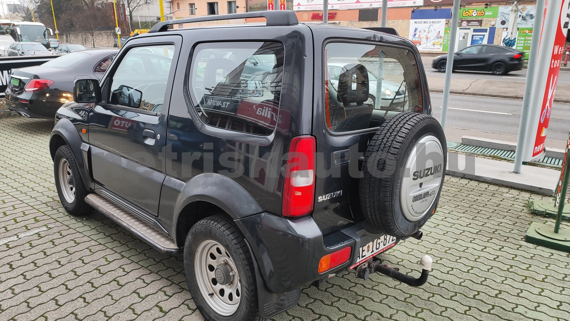 SUZUKI Jimny 1.3 4WD AC CD 15''AW személygépkocsi - 1328cm3 Benzin 121353 2/12