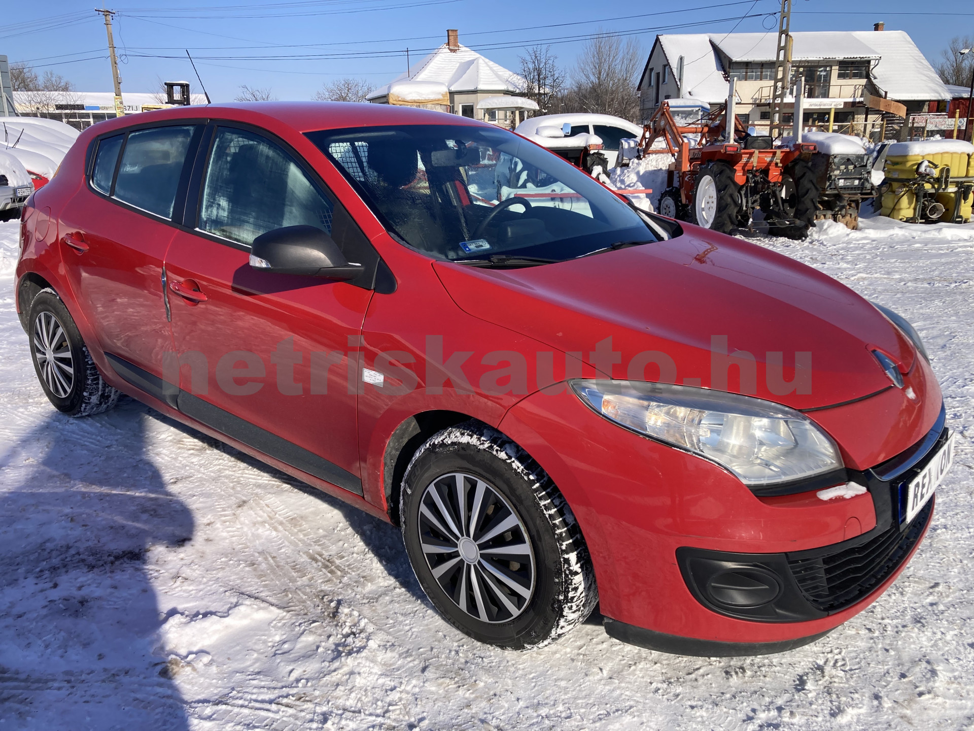 RENAULT Egyéb tehergépkocsi 3,5t össztömegig - 1461cm3 Diesel 121367 1/10