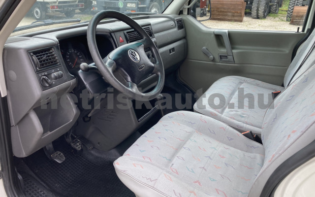 VW TRANSPORTER T4 2.5 7DB 1T2 9FŐS BUSZ,MAGYAR,MEGKÍMÉLT ÁLLAPOT,GYORSAN ELVIHETŐ személygépkocsi - 2461cm3 Diesel 121132 6/10