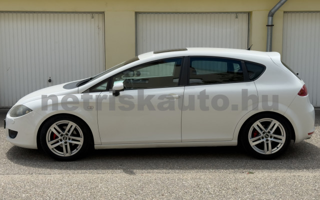 SEAT Leon 1.4 TSI White Edition személygépkocsi - 1390cm3 Benzin 121540 3/8