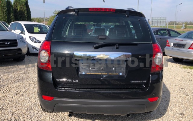CHEVROLET Captiva 2.0 D LS 2WD személygépkocsi - 1991cm3 Diesel 119642 10/12