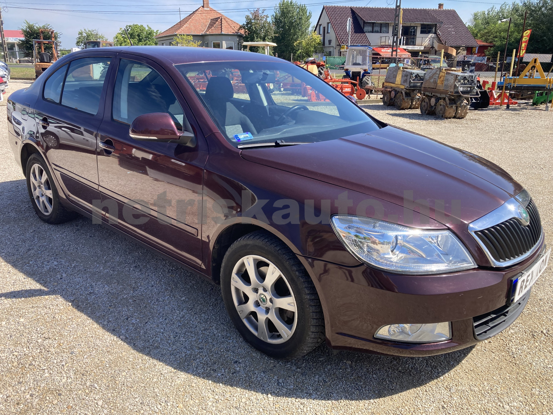 SKODA Octavia 1.6 CR TDI Ambiente DPF személygépkocsi - 1598cm3 Diesel 121231 2/11