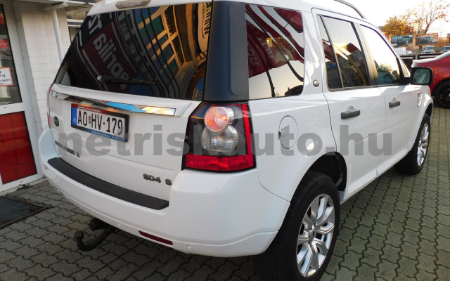 LAND ROVER Freelander 2.2 SD4 S Aut. személygépkocsi - 2179cm3 Diesel 121322 12/12