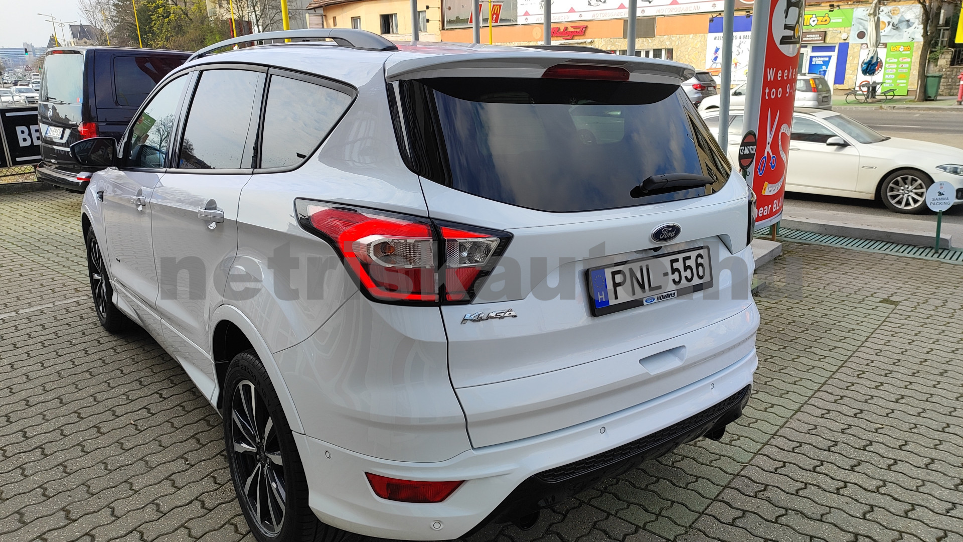 FORD Kuga 2.0 TDCi ST-Line AWD személygépkocsi - 1997cm3 Diesel 121421 2/12