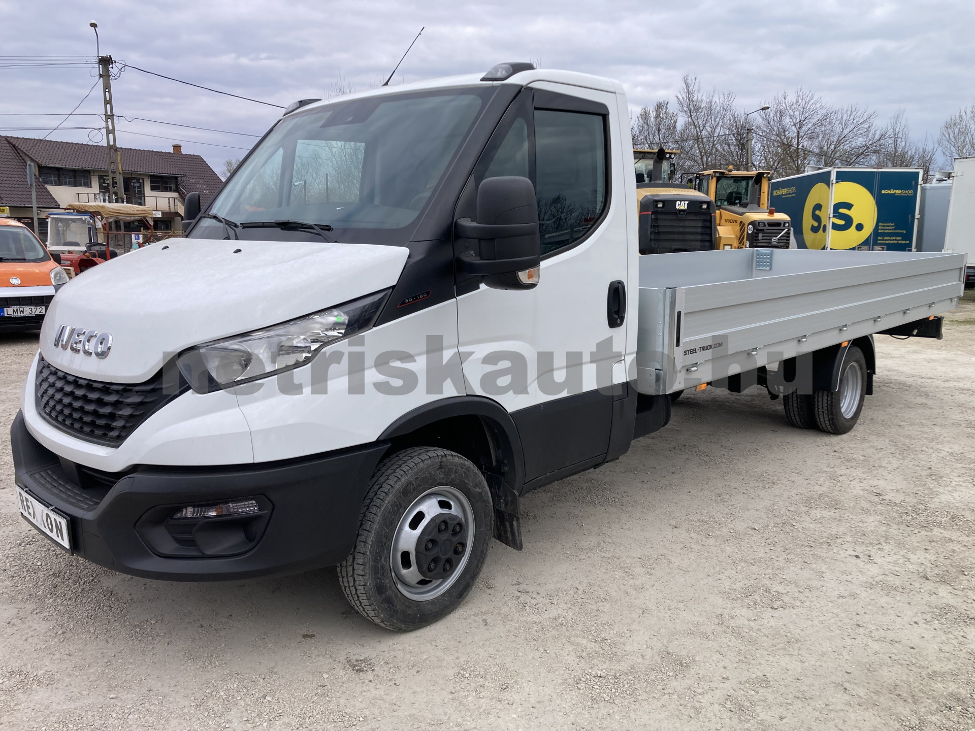 IVECO Egyéb tehergépkocsi 3,5t össztömegig - 2998cm3 Diesel 121379 1/8