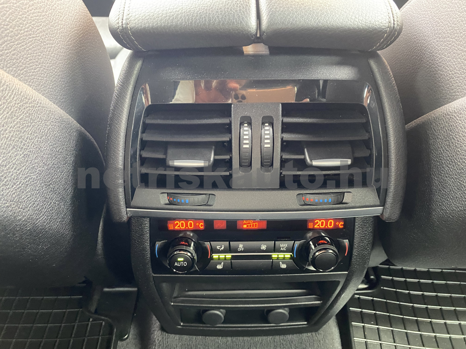 BMW X6 X6 xDrive40d Aut. személygépkocsi - 2993cm3 Diesel 121159 11/12