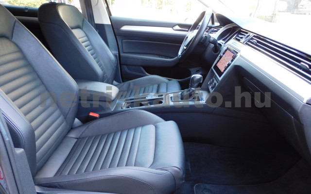 VW Passat 2.0 TDI BMT SCR Business 4Mot. DSG személygépkocsi - 1968cm3 Diesel 120326 9/12