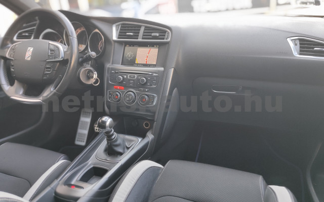 CITROEN DS4 1.6 HDi Style személygépkocsi - 1560cm3 Diesel 121545 7/12