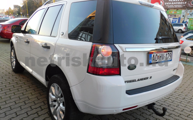 LAND ROVER Freelander 2.2 SD4 S Aut. személygépkocsi - 2179cm3 Diesel 121322 2/12