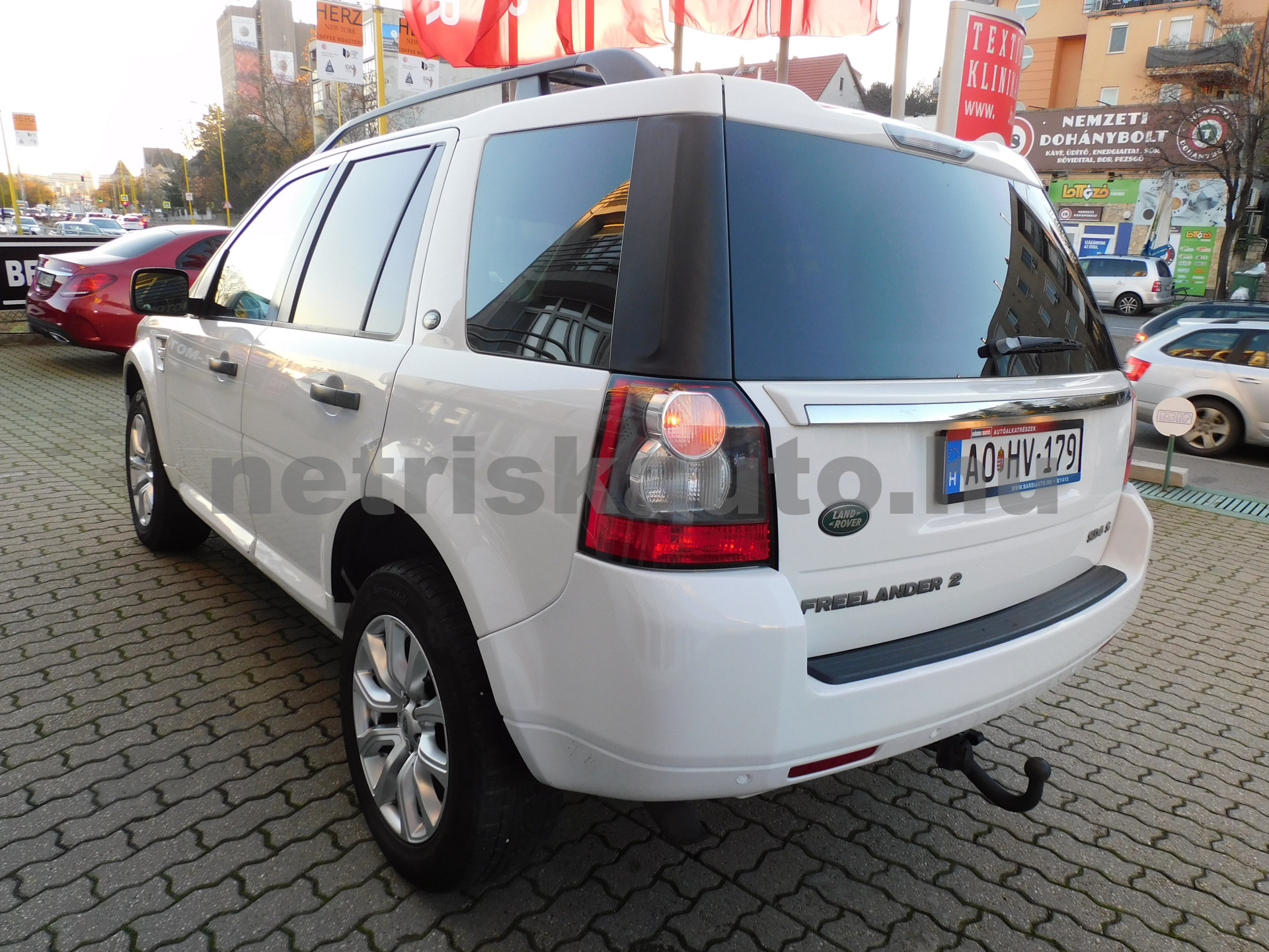 LAND ROVER Freelander 2.2 SD4 S Aut. személygépkocsi - 2179cm3 Diesel 121322 2/12