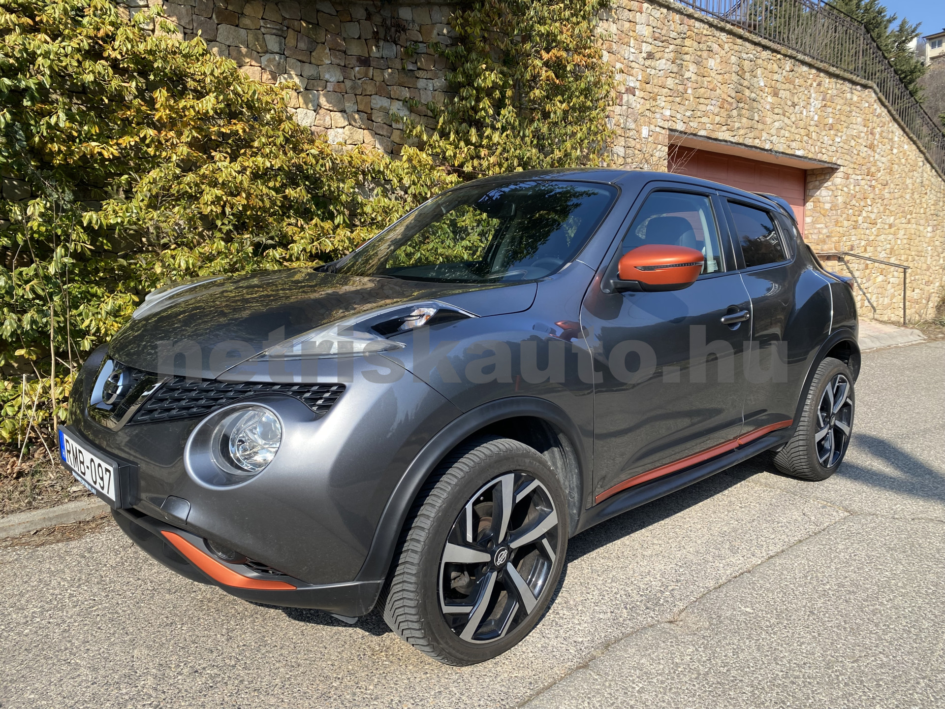 NISSAN Juke 1.6 Tekna Xtronic személygépkocsi - 1598cm3 Benzin 121407 11/12
