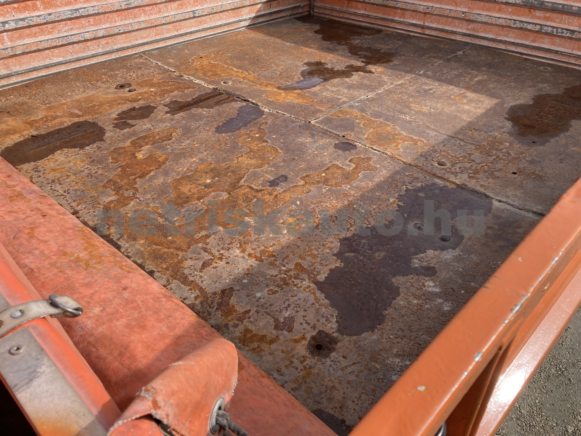 VW Transporter 2.4 70M 1F2 F tehergépkocsi 3,5t össztömegig - 2370cm3 Diesel 121389 9/9