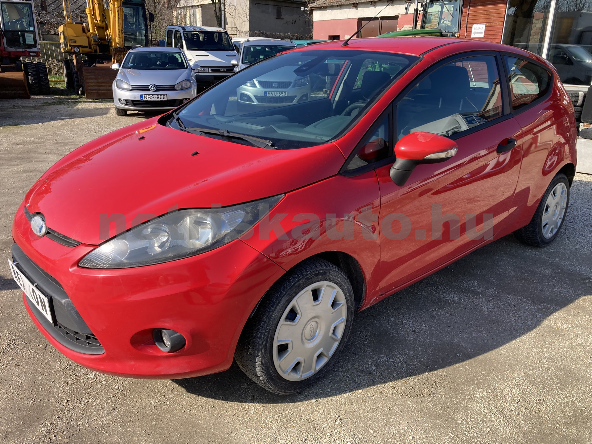 FORD Fiesta 1.4 TDCi Ambiente tehergépkocsi 3,5t össztömegig - 1399cm3 Diesel 121117 1/8