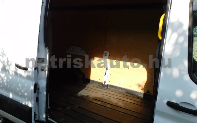 FORD Transit 2.2 TDCi 350 LWB E Trend tehergépkocsi 3,5t össztömegig - 2198cm3 Diesel 121226 10/12