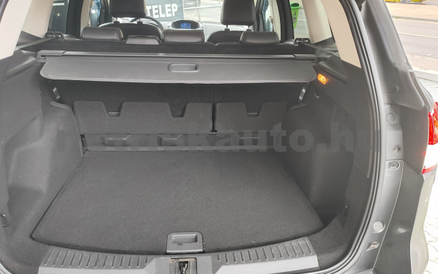 FORD Kuga 2.0 TDCi Titanium Plus Powershift személygépkocsi - 1997cm3 Diesel 121492 10/12