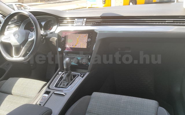 VW Passat 2.0 TDI SCR Business DSG személygépkocsi - 1968cm3 Diesel 121560 7/12
