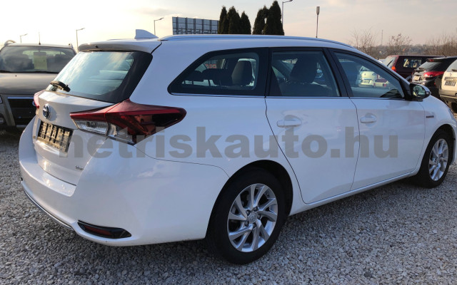 TOYOTA Auris 1.8 HSD Active Trend Aut. személygépkocsi - 1798cm3 Hybrid 120029 5/12