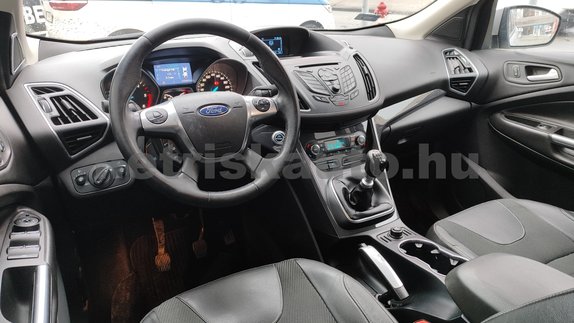 FORD Kuga 2.0 TDCi Trend 2WD személygépkocsi - 1997cm3 Diesel 121375 6/12