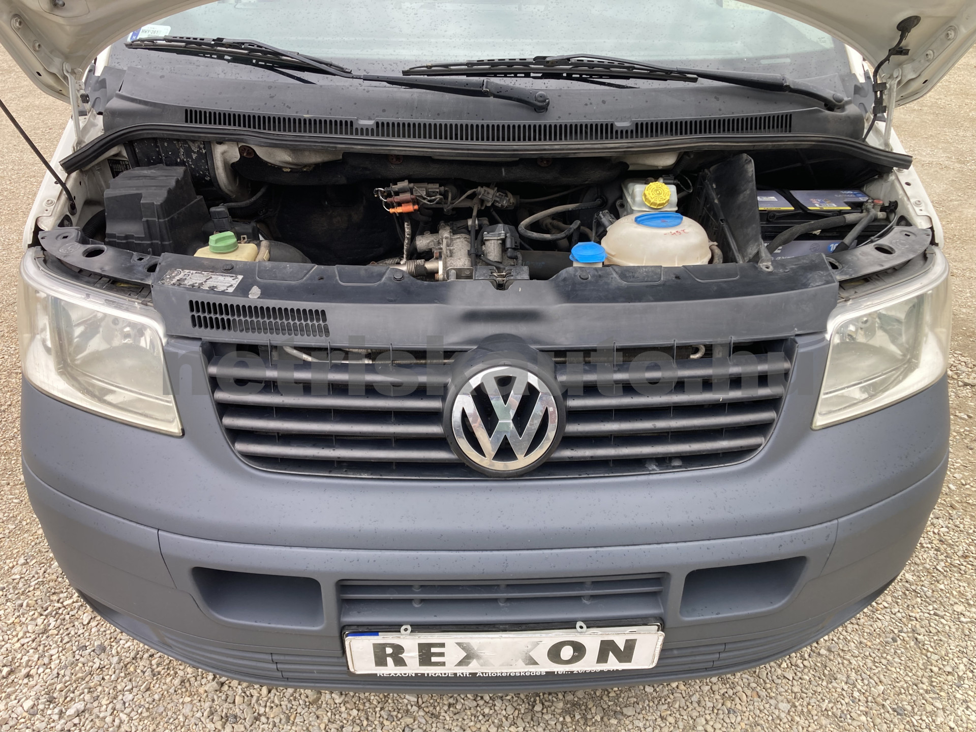 VW Transporter 1.9 TDI tehergépkocsi 3,5t össztömegig - 1896cm3 Diesel 121515 5/9