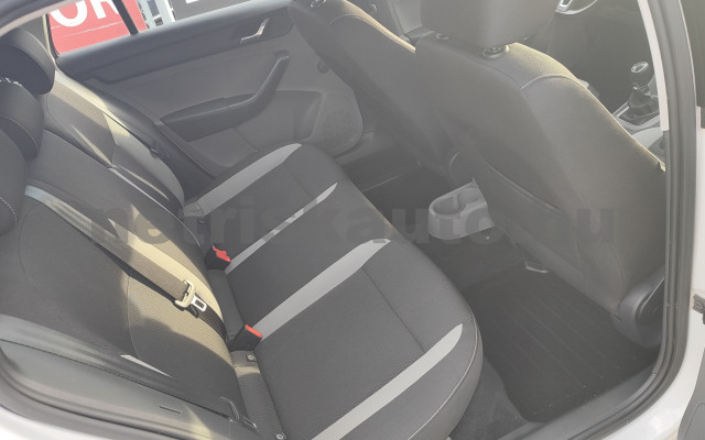 SKODA Rapid 1.2 TSI Ambition személygépkocsi - 1197cm3 Benzin 121475 9/12