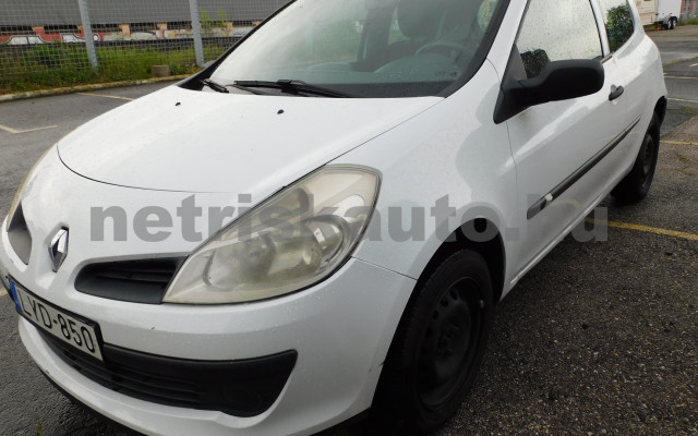 RENAULT Clio 1.5 dCi Komfort tehergépkocsi 3,5t össztömegig - 1461cm3 Diesel 120154 3/12