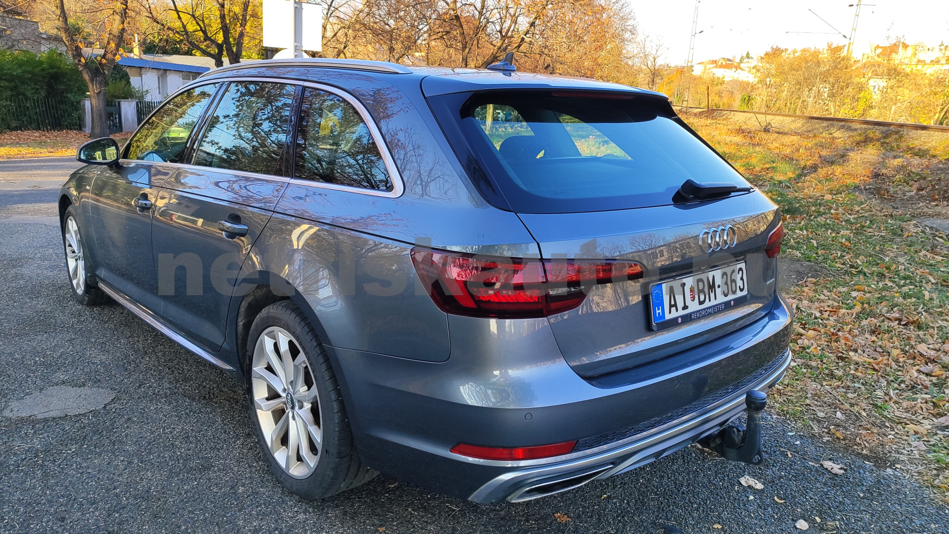 AUDI A4 40 TDI S line quattro S-tronic személygépkocsi - 1968cm3 Diesel 121040 12/12