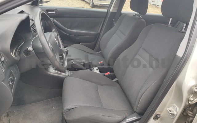 TOYOTA Avensis 1.8 személygépkocsi - 1794cm3 Benzin 121584 5/12