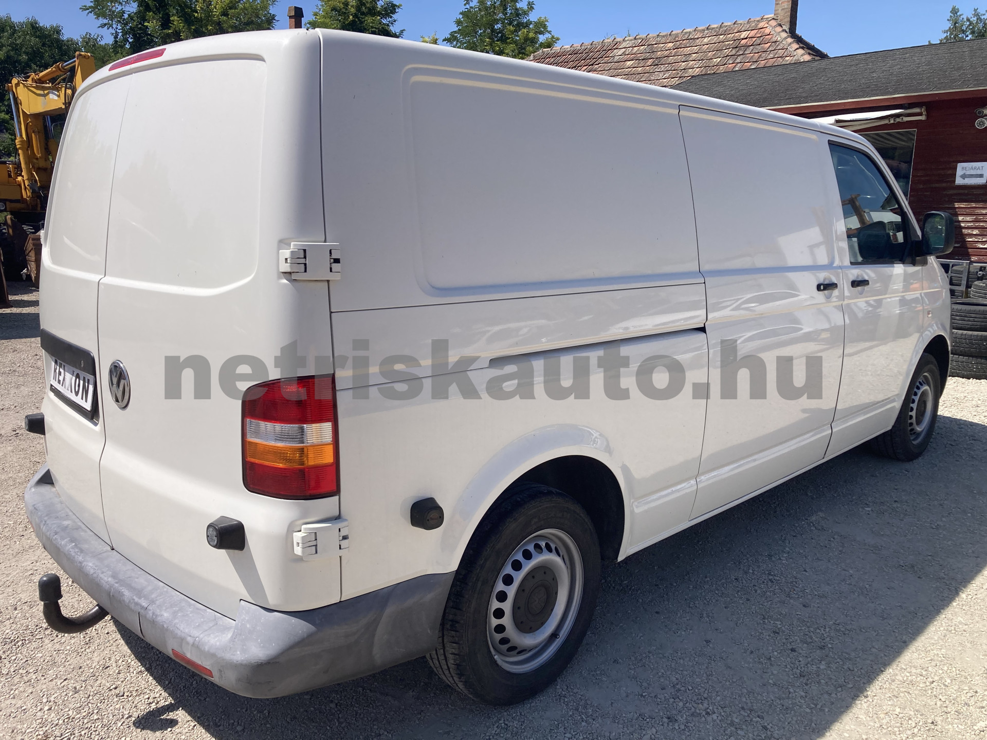 VW Transporter 2.5 TDI tehergépkocsi 3,5t össztömegig - 2461cm3 Diesel 120884 3/9