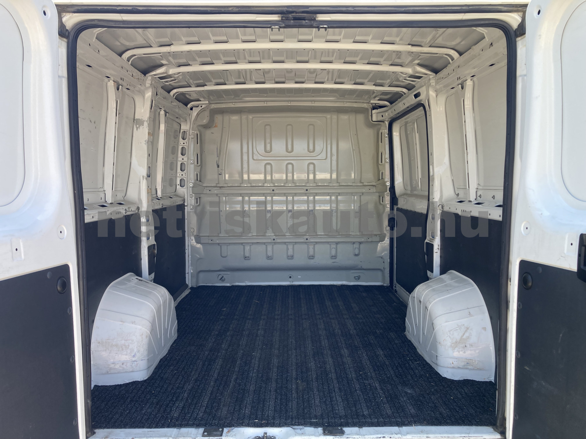 CITROEN Jumper 2.2 HDi 30 L1H1 Comfort tehergépkocsi 3,5t össztömegig - 2198cm3 Diesel 121243 6/9