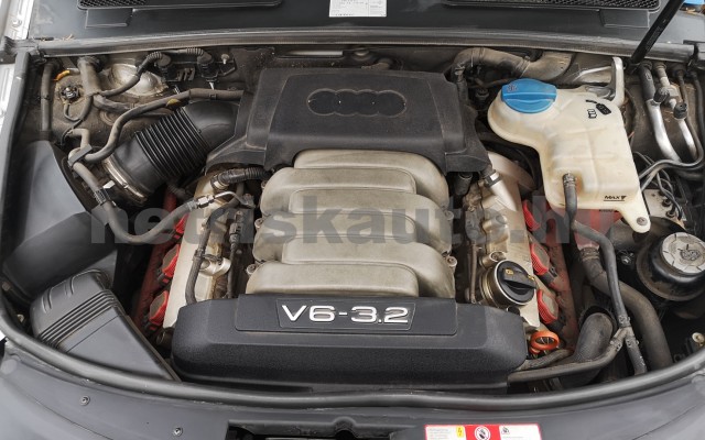 AUDI A6 3.2 V6 FSI quattro tiptronic személygépkocsi - 3123cm3 Benzin 118450 9/10
