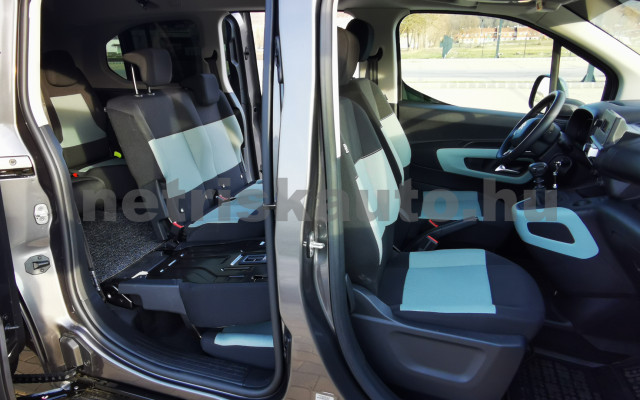 CITROEN Berlingo 1.2 PureTech Feel S&S XL (7sz.) E6. személygépkocsi - 1199cm3 Benzin 120106 9/12