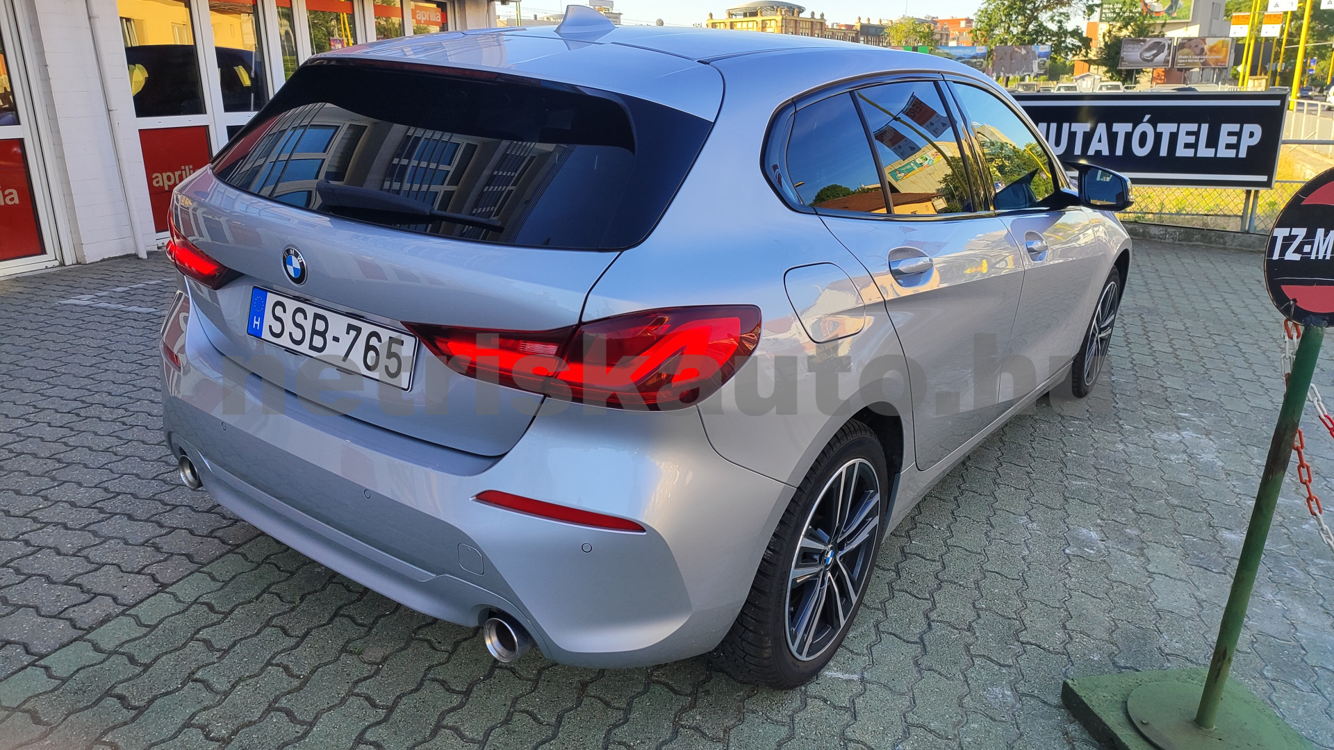 BMW 1-es sorozat 118d Advantage személygépkocsi - 1995cm3 Diesel 121485 12/12