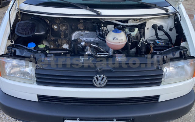 VW Transporter 1.9 7DM 1H2 F tehergépkocsi 3,5t össztömegig - 1896cm3 Diesel 120479 6/9