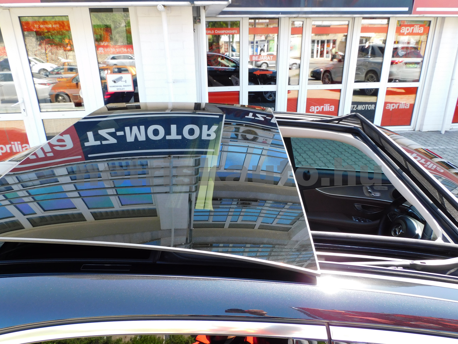 MERCEDES-BENZ E-osztály E 350 d 4Matic 9G-TRONIC személygépkocsi - 2987cm3 Diesel 121169 9/12