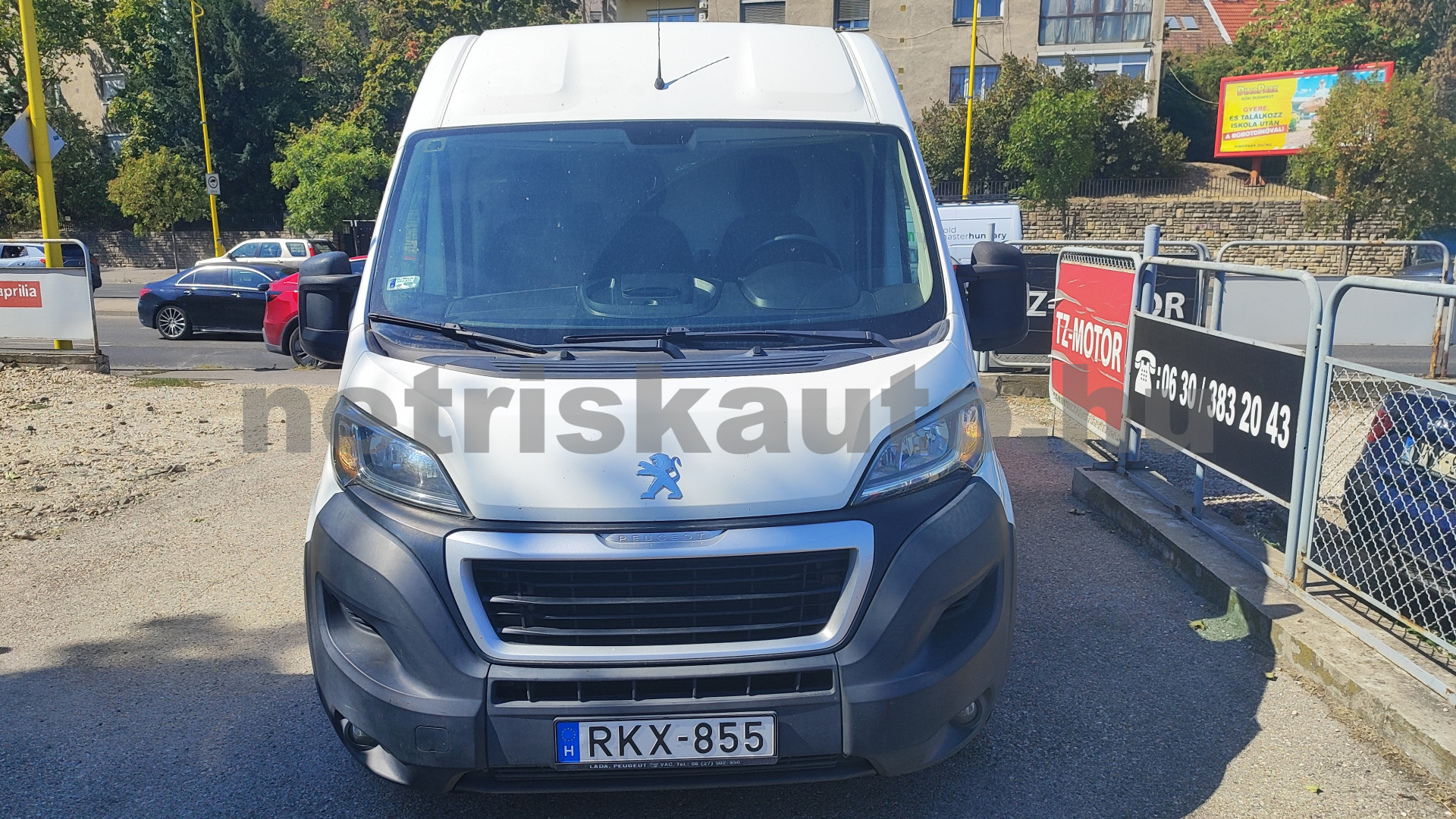 PEUGEOT Boxer 2.0 BHDI 350 FT L2H2 Access E6 tehergépkocsi 3,5t össztömegig - 1997cm3 Diesel 121575 3/12