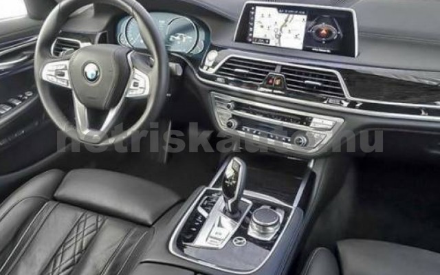 BMW 740 személygépkocsi - 2998cm3 Benzin 117470 5/7