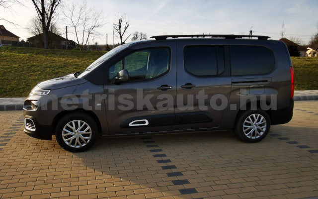 CITROEN Berlingo 1.2 PureTech Feel S&S XL (7sz.) E6. személygépkocsi - 1199cm3 Benzin 120106 8/12