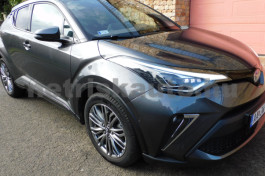 TOYOTA C-HR 1.8 Hybrid Executive MY21 e-CVT személygépkocsi - 1798cm3 Hybrid 120045
