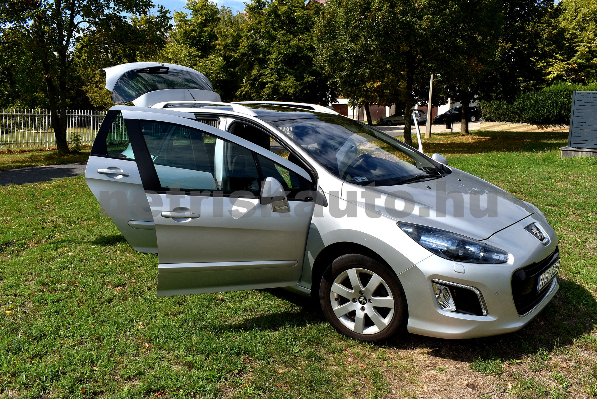 PEUGEOT 308 1.6 e-HDi Access személygépkocsi - 1560cm3 Diesel 121258 1/11